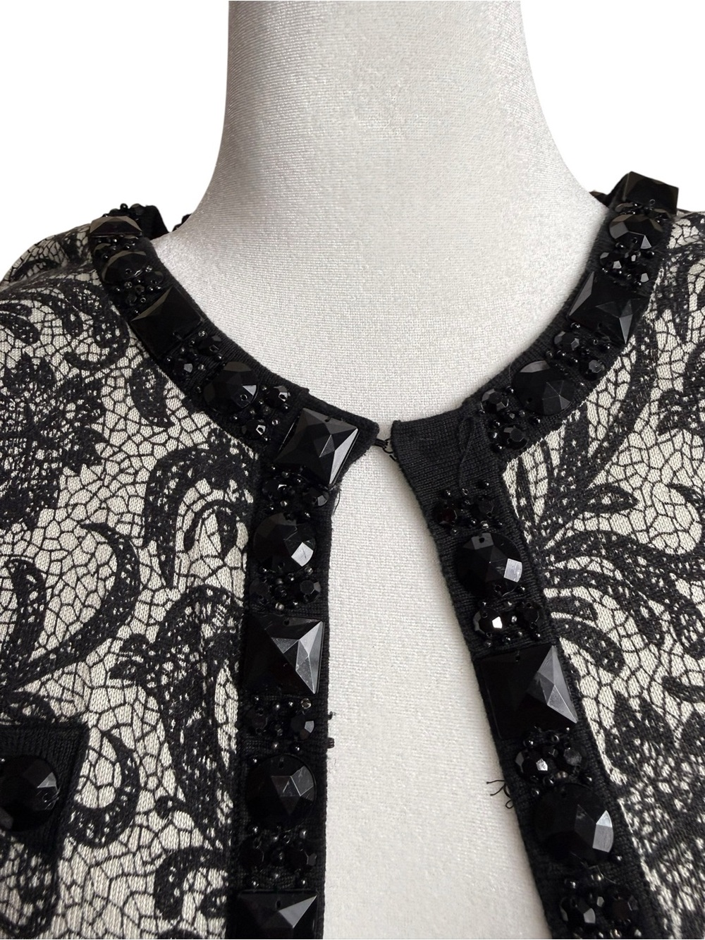 Michael Simon Black and White beaded Cropped Cardigan sweater size small - Picture 3 of 14
